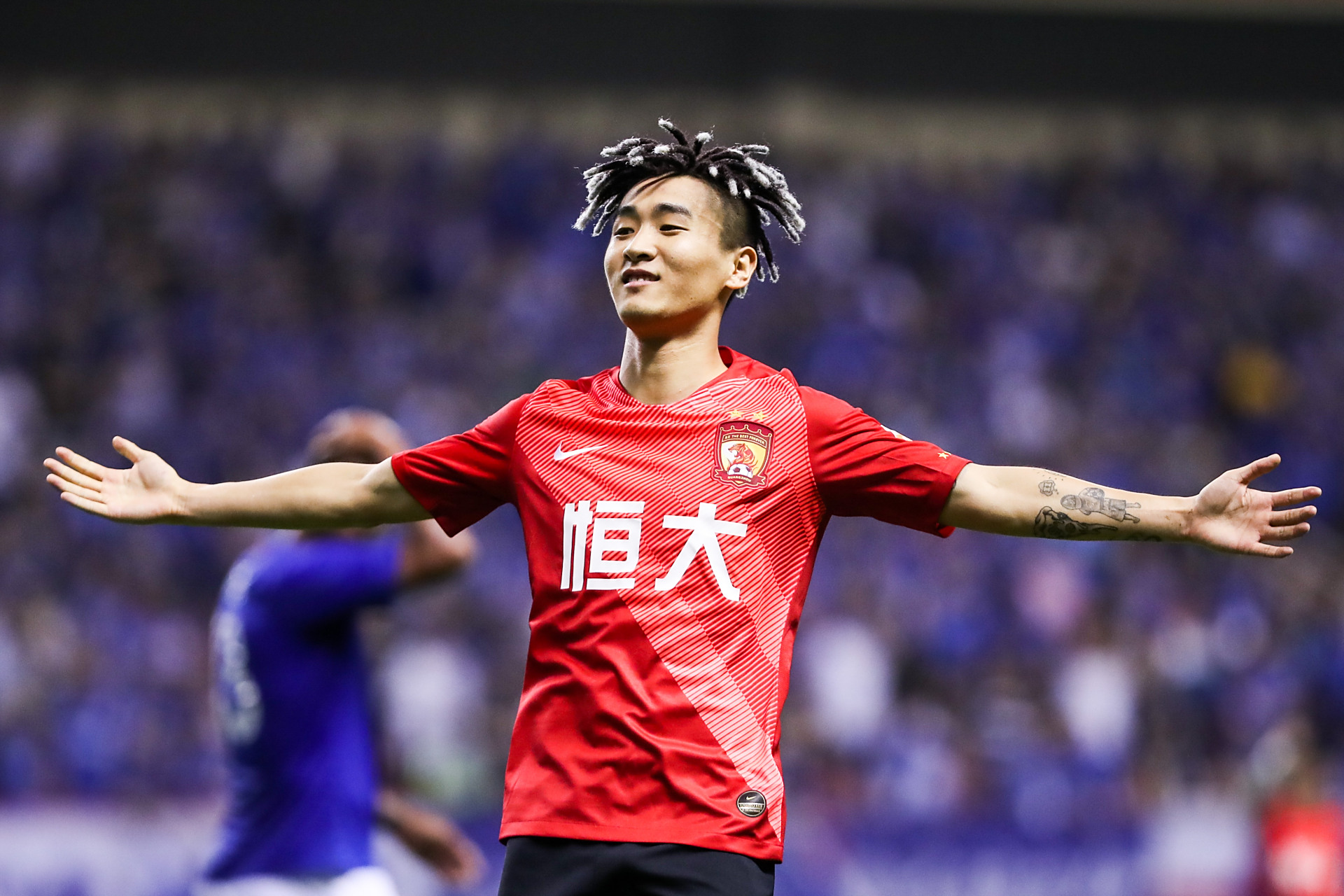 星空体育-赛地聚焦——西甲今晨热度飙升，丹佛掘金回应争议，悬念犹存，资深球员宣示担当的简单介绍