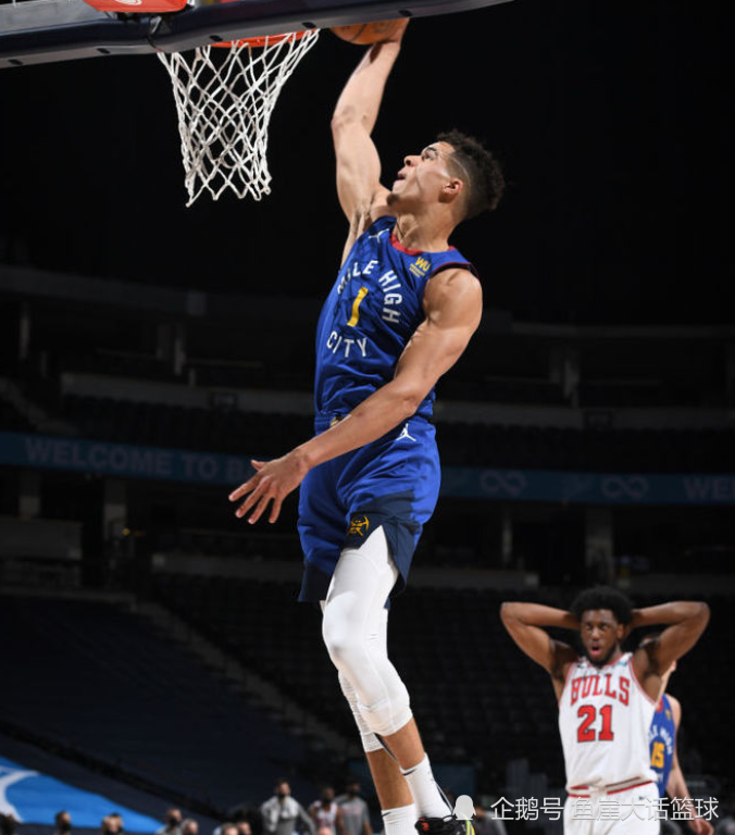 星空体育-关于穆雷爆冷击败独行侠，比分优势明显引爆全场！的信息